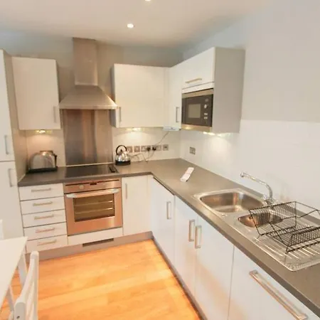 Apartment City Centre One Bedroom Apartment- Hopewell Bristol